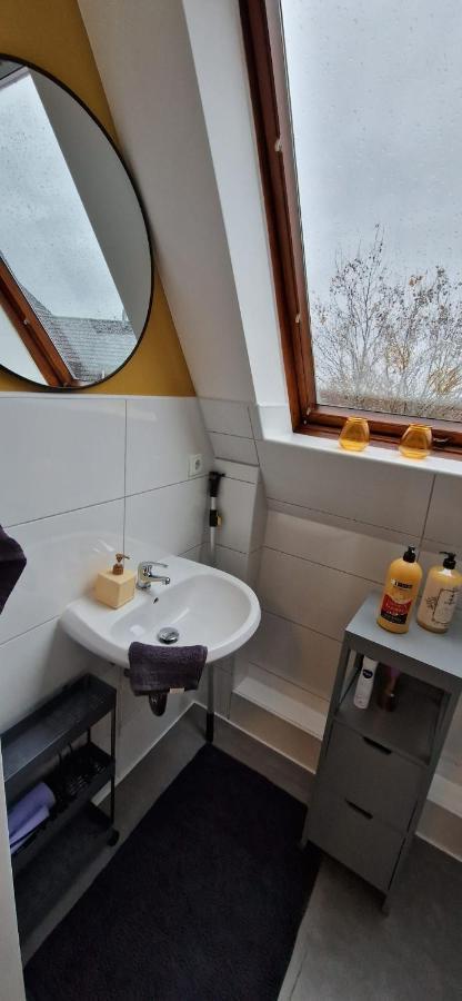 Central-Living Yellow - Wifi - Netflix - City Essen Extérieur photo