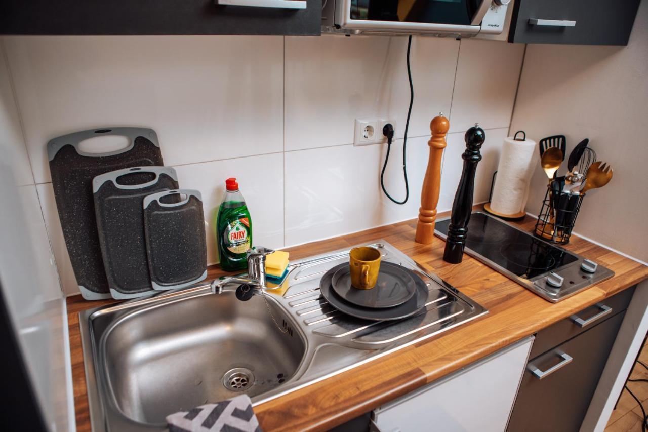 Central-Living Yellow - Wifi - Netflix - City Essen Extérieur photo